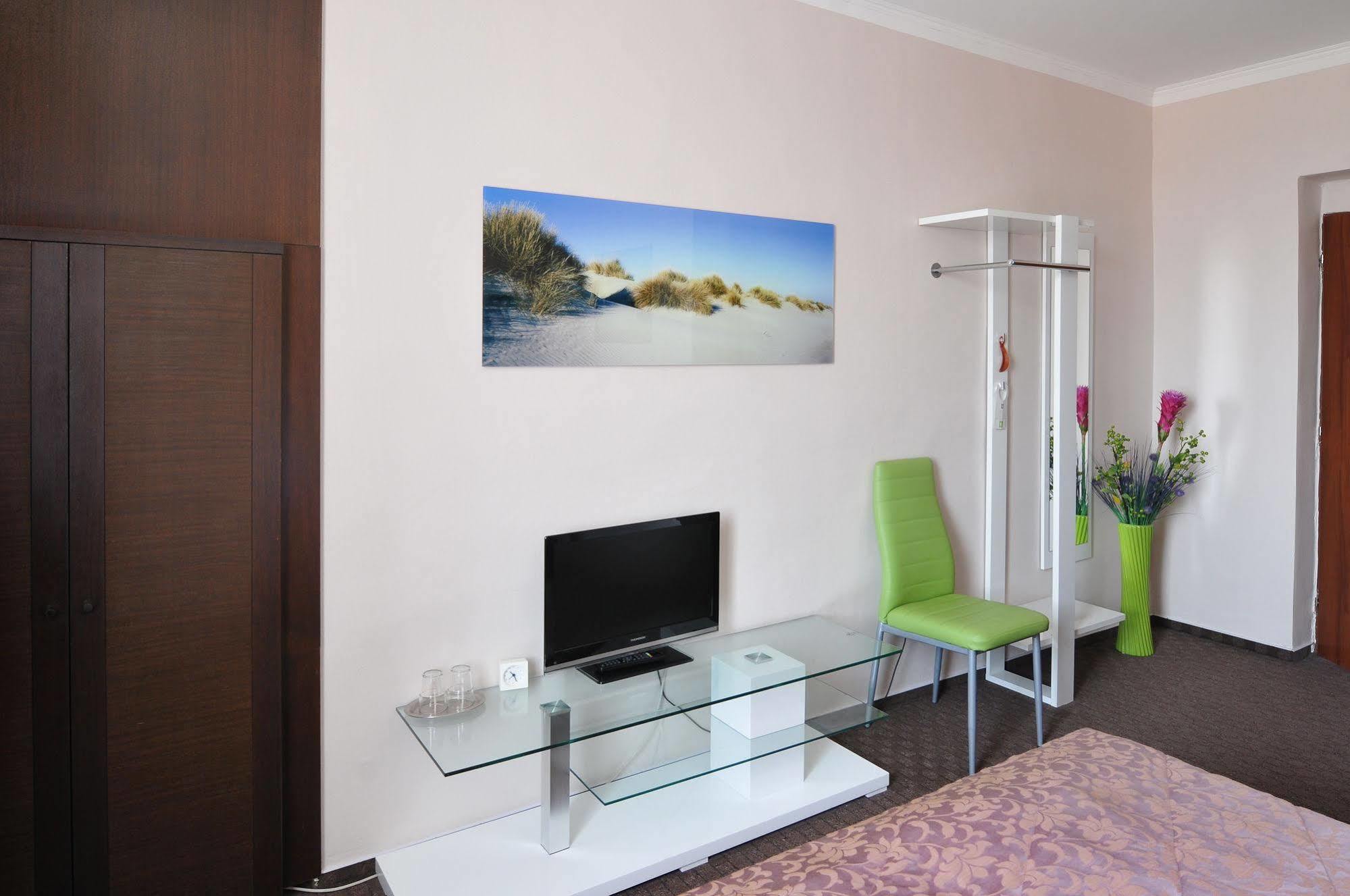 Hotel Wilhelm Prague Ngoại thất bức ảnh